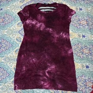 Brand is MRT. Size is L/XL. Color is auburn or deep burgundy.